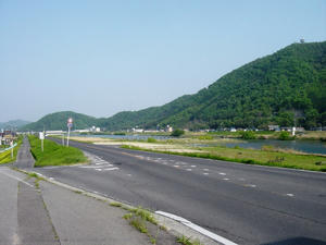 山守橋付近より芦田川