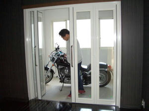 2008-4-1b.jpg