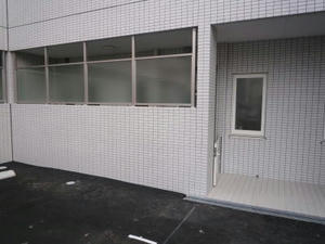 2008-4-12e.jpg