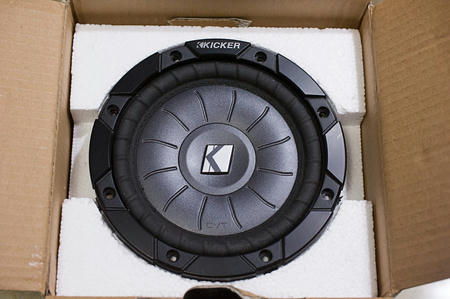 KICKER CVT65 4オーム用　ウーファーBOX