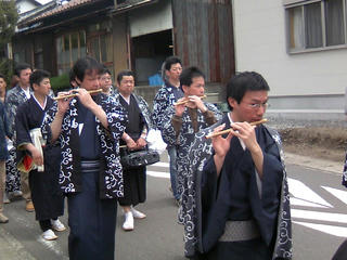 s-080413_shishimai_02.jpg