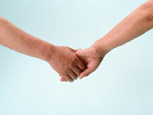 two_hands_2.jpg