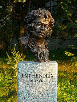 250px-Popiersie_Jimi_Hendrix_ssj_20060914.jpg