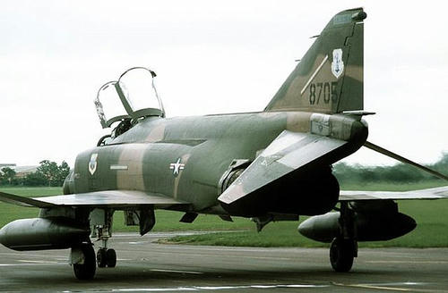 12_f4phantom.jpg