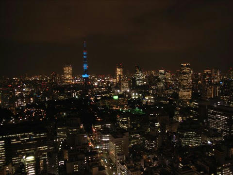 青い東京タワー