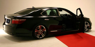 ジャンクション　レクサスＬＳリア