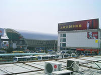 龍陽駅（リニアモーターカー、地下鉄）