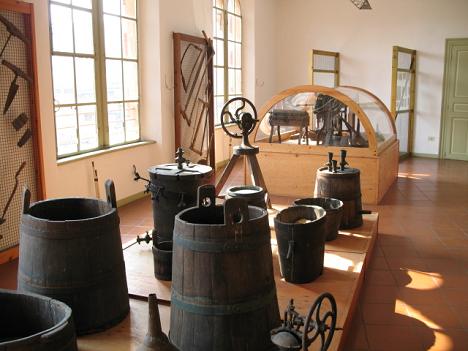 バローロ城ワイン博物館2