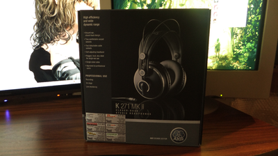 AKG　K271 mk2