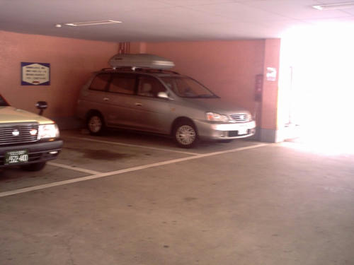 エンジェルモート駐車場