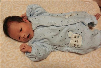 今日の赤ちゃん 孫ちゃん新生児 12年9月 家ジムな毎日now ジム通いな毎日