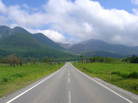 800px-Yamanami_Highway.jpg