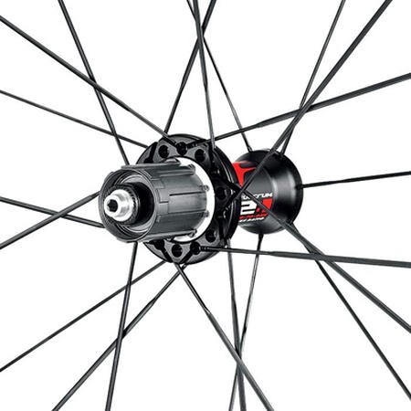 110425_fulcrum_racing_3_2-way_fit_wheel03.jpg