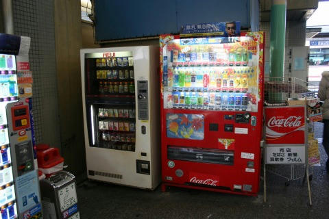 叡山電鉄出町柳駅売店横
