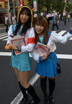 071125akibacos1.jpg