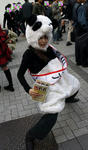 071202akiba8.jpg
