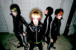 LUCY & THE LIPSTIX