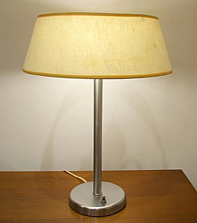Nessen Studio Lamp
