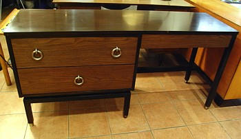 DUNBAR Desk Edward Wormley