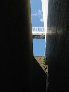 a9d8e19c.jpg