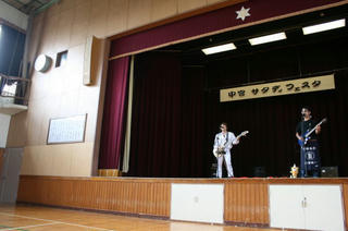 4d095a03.jpg