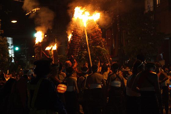 がんがら火祭り