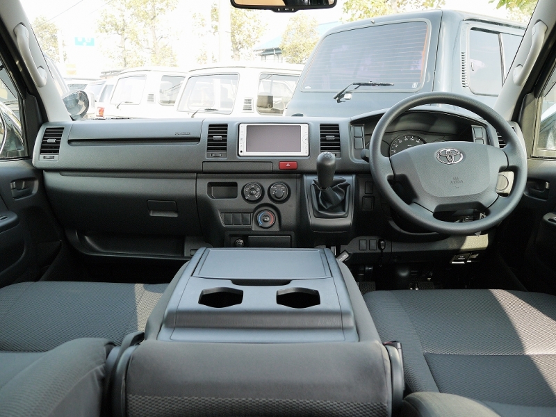 平成２６年式 ハイエースバン ｄｘ ｔｒｈ２００ｖ 希少５速ｍｔ スーパーｇｌ仕様 純正アルミ ハイエース湘南厚木店 ハイエース カスタムコンプリート Flexdream
