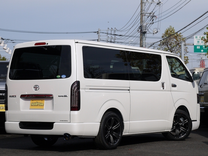 新車6速AT ハイエースバン スーパーGLダークプライム 新車6速AT ハイエースバン スーパーGLダークプライム