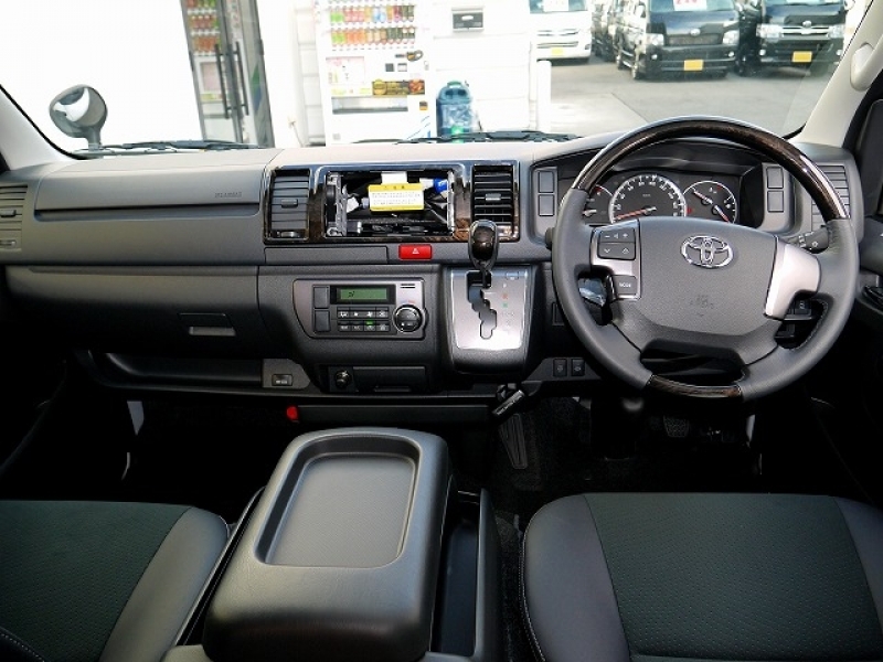 ４型新車　コンプリートカー　４１５コブラ　バッドテール