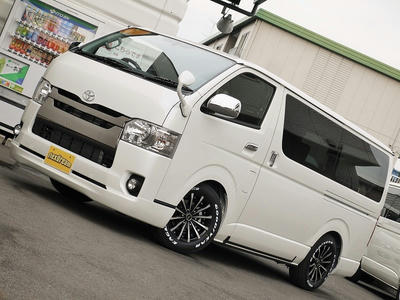 ４型ハイエース　新車　ディーゼル　４ＷＤ