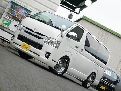新車　ハイエースバン　ペンドルトンコラボ