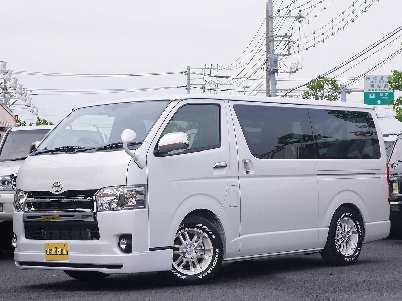 ４型ハイエース　新車　外装カスタム