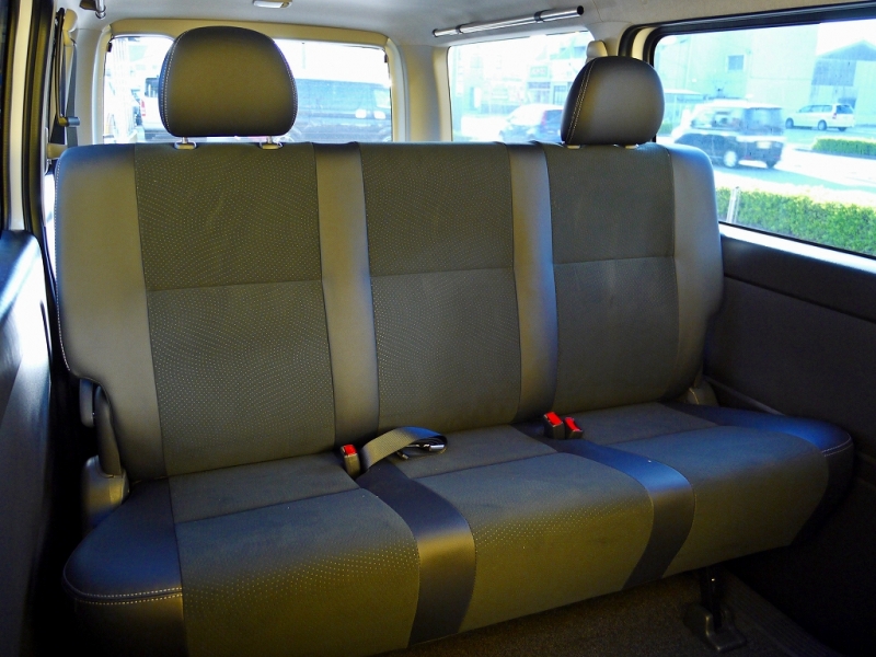 ハイエース　ダークプライム　内装　カスタム