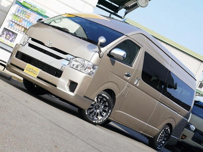 新車 ハイエースワゴン4WD グランドキャビン（TRH229W