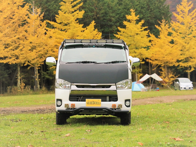 ４型ハイエースバン　カスタムデモカー