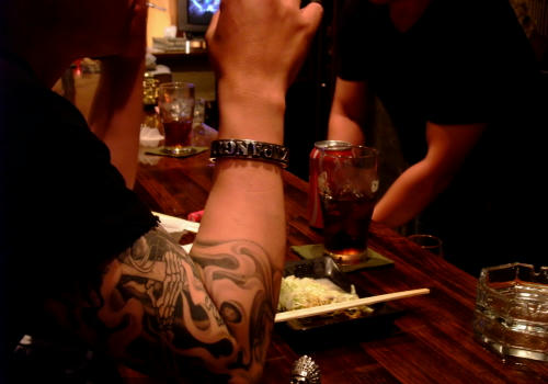 BIKER'S BAR LONGHORN （バイカーズバー ロングホーン）