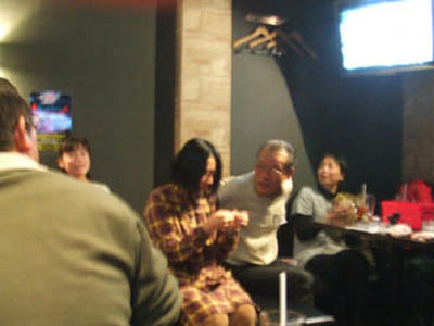 両手に花なのね＾＾支部長！
