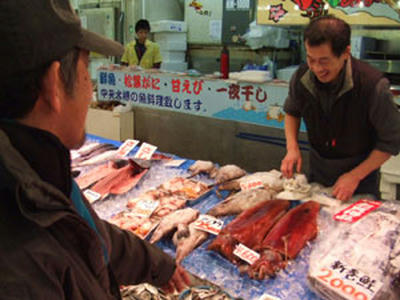 赤イカ　４６００円也　値切らなかったごめん