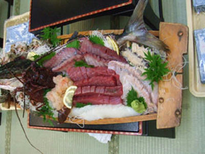 お造りの船盛ね