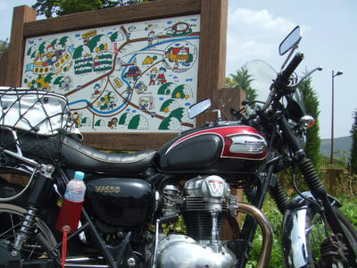 地図とW650