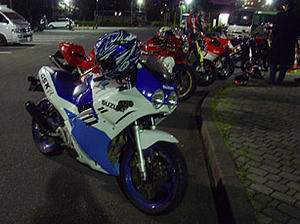 d004suzuki.jpg