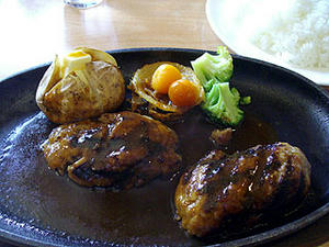 020lunch.jpg
