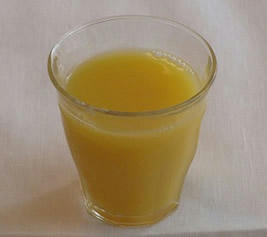 オレンジジュースとリンゴ酢