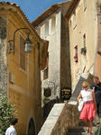 EZE
