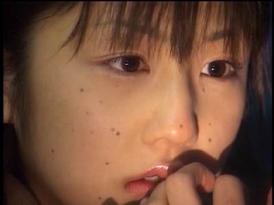 小倉優子のホクロ