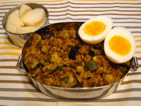 ナス・ピーマンのドライカレー弁当
