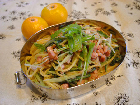 水菜ベーコンのレモンパスタ弁当