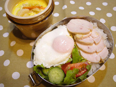 鶏ハムサラダ丼弁当