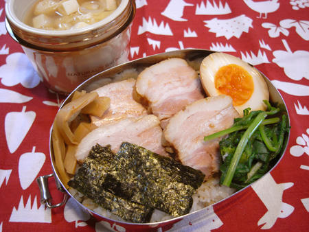 チャー玉丼弁当