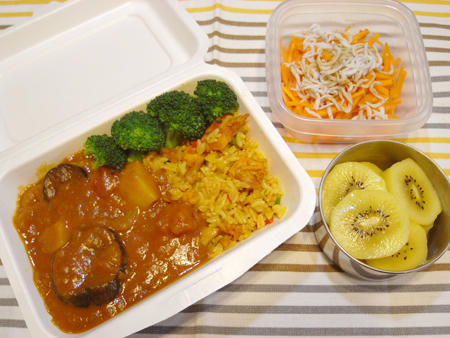 カレー・オン・カレー弁当